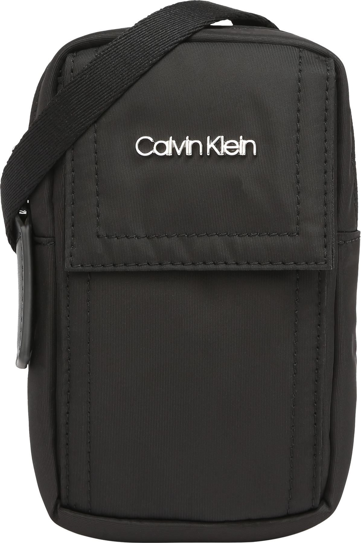 Calvin Klein Taška přes rameno černá