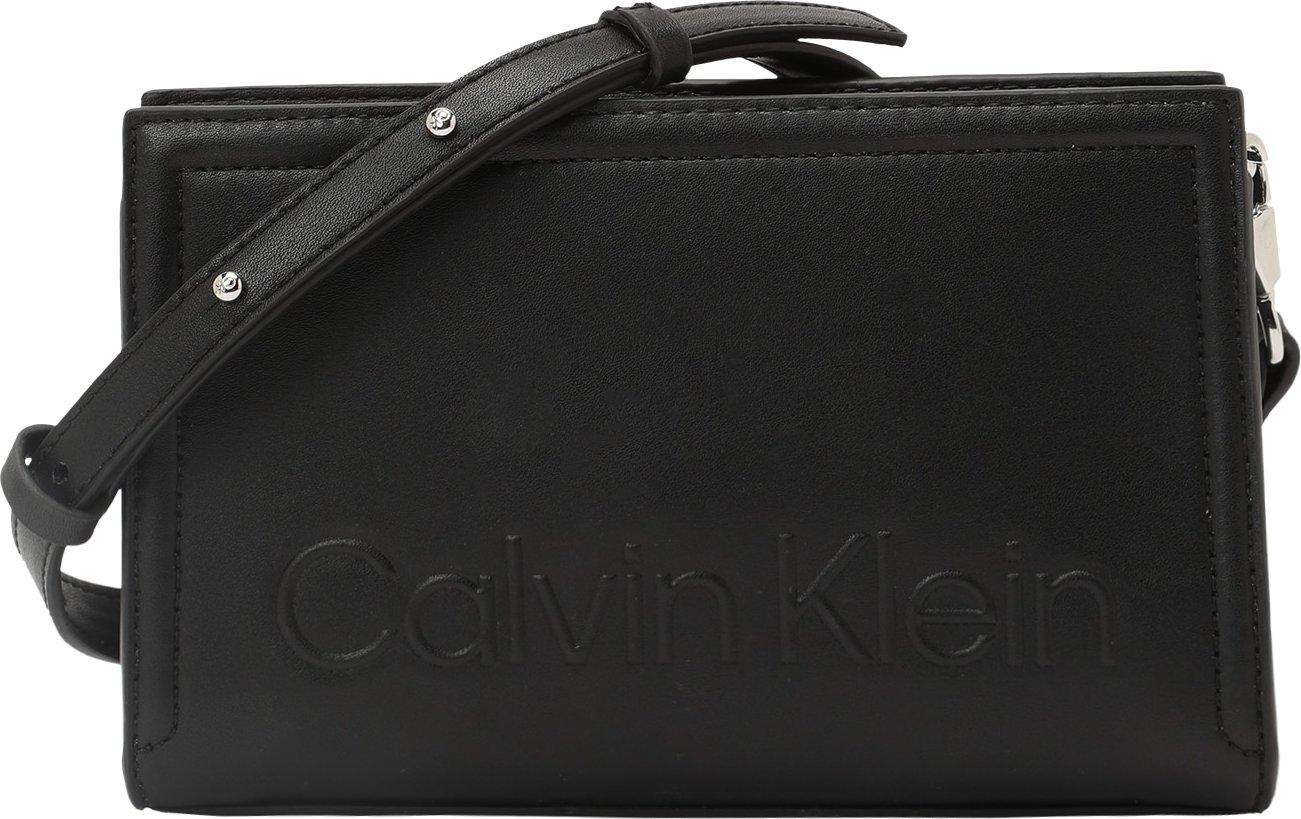 Calvin Klein Taška přes rameno černá / stříbrná